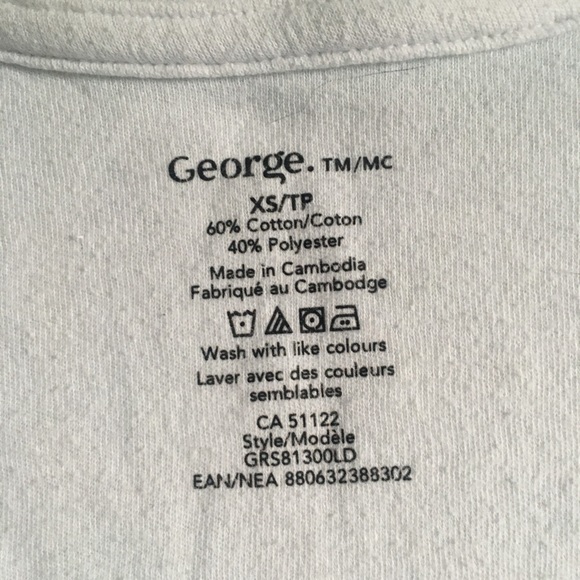 White shirt - Picture 3 of 3